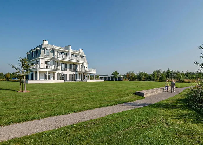 Pet Friendly Apartment In Kamperland With House Sea View