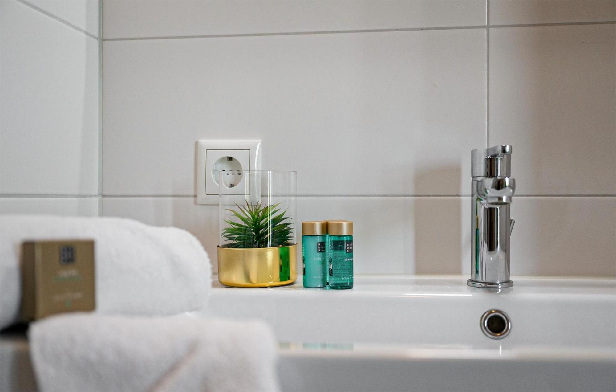 Pet Friendly In With House Sea View Appartement Kamperland
